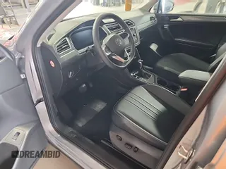 2024 Volkswagen Tiguan SE with VIN 3VV3B7AX5RM084940, listed as a IAAI auction lot 42731231 with 19,747 mi miles and . Bid and sale history available at DreamBid. Image 21.