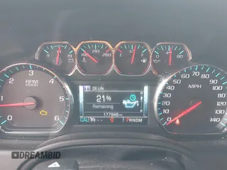2016 Chevrolet Tahoe LT z VIN 1GNSKBKC8GR325630, wystawiony jako IAAI lot #41939244 z przebiegiem 177 948 mil mil oraz . Historia ofert i sprzedaży dostępna na DreamBid. Obrazek 7.