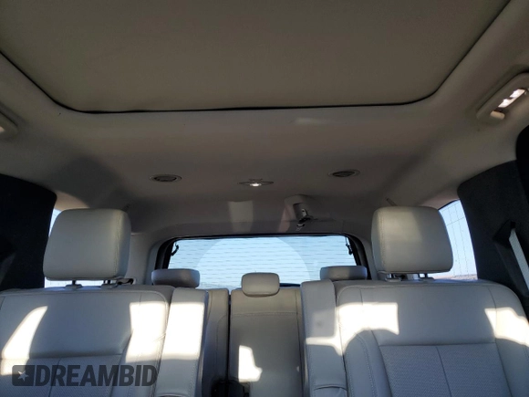 2020 Ford Expedition XLT z VIN 1FMJU1HT1LEA66802, wystawiony jako Copart lot #52106255 z przebiegiem 70 045 mil mil oraz Czysty tytuł • Clean title. Historia ofert i sprzedaży dostępna na DreamBid. Obrazek 10.