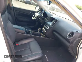2012 Nissan Maxima S с VIN 1N4AA5APXCC852181, выставлен на аукционе IAAI как лот 42222122 с пробегом 50 636 миль миль и . История ставок и продаж доступна на DreamBid. Изображение 5.