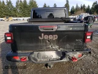 2021 Jeep Gladiator Rubicon with VIN 1C6JJTBG5ML500423, listed as a Copart auction lot 46954765 with 82,483 mi miles and Salvage title. Bid and sale history available at DreamBid. Image 6.