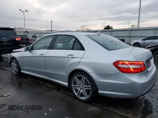 2011 Mercedes-Benz E-Class E 350 Luxury with VIN WDDHF8HB8BA357743, listed as a Copart auction lot 84480414 with 77,352 mi miles and Salvage Title. Bid and sale history available at carsss.com. Image 2.