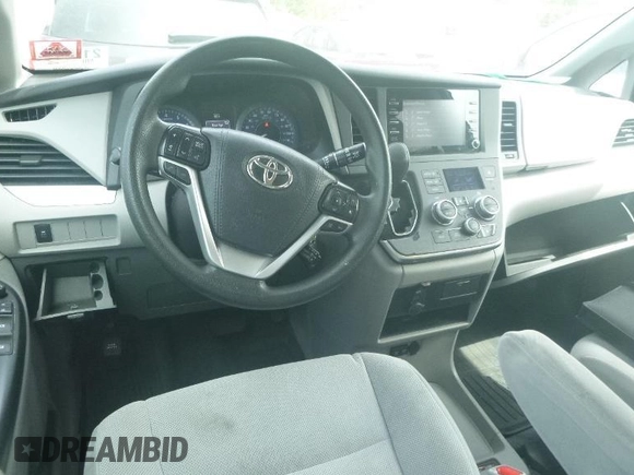 2020 Toyota Sienna L with VIN 5TDZZ3DC8LS063481, listed as a IAAI auction lot 42628496 with 50,382 mi miles and . Bid and sale history available at DreamBid. Image 4.