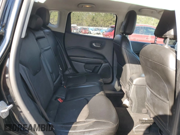 2018 Jeep Compass Latitude with VIN 3C4NJCBB3JT227643, listed as a Copart auction lot 44915625 with 135,797 mi miles and Salvage Title. Bid and sale history available at DreamBid. Image 10.