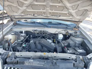 2006 Mercury Mariner Luxury с VIN 4M2YU571X6DJ08480, выставлен на аукционе IAAI как лот 41094486 с пробегом 138 138 миль миль и . История ставок и продаж доступна на DreamBid. Изображение 10.