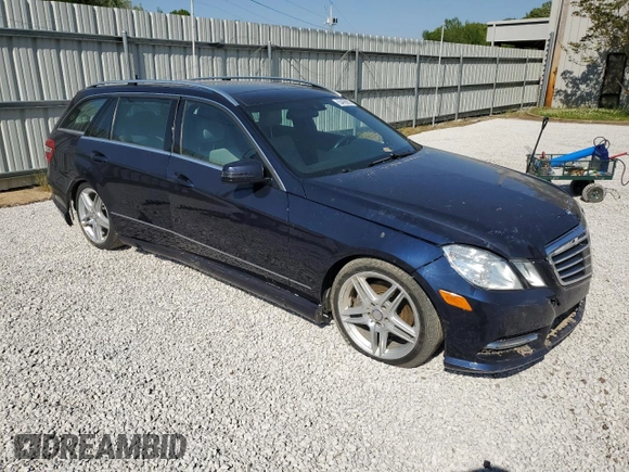 2013 Mercedes-Benz E 350 Luxury with VIN WDDHH8JB4DA737394, listed as a Copart auction lot 53459975 with 198,277 mi miles and Salvage title. Bid and sale history available at DreamBid. Image 4.