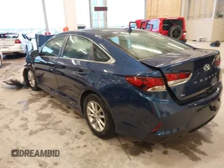 2019 Hyundai Sonata SE with VIN 5NPE24AF7KH803260, listed as a IAAI auction lot 41713958 with Not Provided miles and . Bid and sale history available at carsss.com. Image 3.