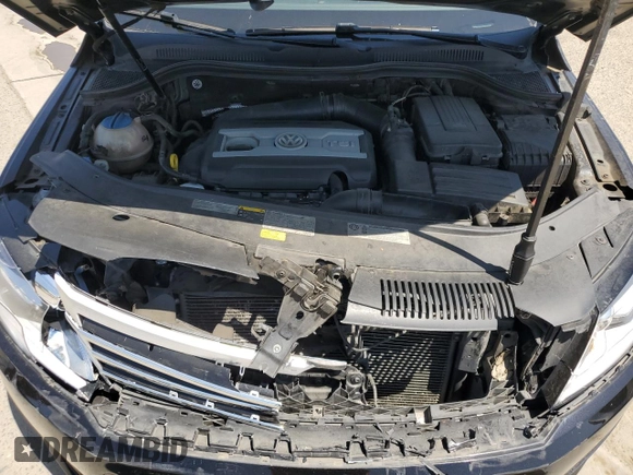2016 Volkswagen CC Sport with VIN WVWBP7AN6GE513628, listed as a Copart auction lot 57667775 with 122,302 mi miles and Salvage title. Bid and sale history available at DreamBid. Image 11.