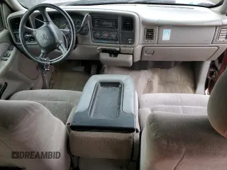 2000 Chevrolet Silverado 1500 with VIN 1GCEC19V3YZ280280, listed as a Copart auction lot 47756885 with 0 mi miles and Salvage Title. Bid and sale history available at carsss.com. Image 8.