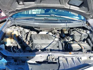 2004 Mazda MPV ES with VIN JM3LW28J140519074, listed as a IAAI auction lot 41224979 with 235,560 mi miles and . Bid and sale history available at carsss.com. Image 10.