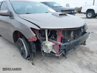 2014 Toyota Camry L with VIN 4T1BF1FK2EU764952, listed as a IAAI auction lot 41417732 with 1 mi miles. Bid and sale history available at carsss.com. Image 6.