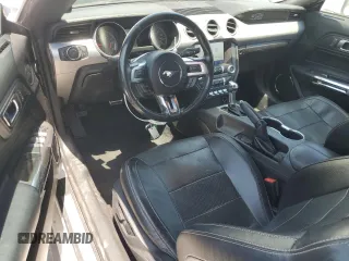 2020 Ford Mustang EcoBoost z VIN 1FATP8UH9L5111800, wystawiony jako Copart lot #59817955 z przebiegiem 79 304 mil mil oraz Czysty tytuł • Clean title. Historia ofert i sprzedaży dostępna na DreamBid. Obrazek 8.
