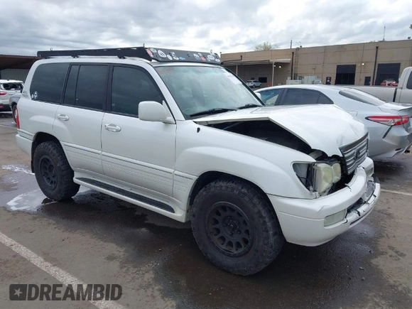 2004 Lexus LX 470 z VIN JTJHT00W043543915, wystawiony jako IAAI lot #41902858 z przebiegiem 110 454 mil mil oraz . Historia ofert i sprzedaży dostępna na DreamBid. Obrazek 1.