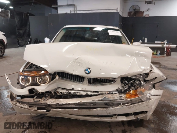 2003 BMW 7 Series 745Li with VIN WBAGN63463DR08268, listed as a IAAI auction lot 41355287 with 210,333 mi miles and . Bid and sale history available at DreamBid. Image 12.