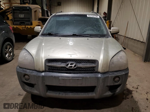 2007 Hyundai Tucson GL with VIN KM8JM72D17U684962, listed as a Copart auction lot 83152754 with 314,025 mi miles and Clean Title. Bid and sale history available at carsss.com. Image 5.