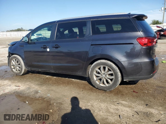 2020 Kia Sedona LX with VIN KNDMB5C17L6590101, listed as a Copart auction lot 46798405 with 101,064 mi miles and Salvage Title. Bid and sale history available at carsss.com. Image 2.