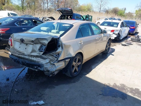 2010 Toyota Camry with VIN 4T1BF3EK0AU031841, listed as a IAAI auction lot 41978436 with 110,309 mi miles. Bid and sale history available at carsss.com. Image 4.