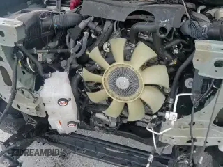 2025 Toyota Tundra SR z VIN 5TFLA5AB2SX043000, wystawiony jako Copart lot #80992515 z przebiegiem 6 048 mil mil oraz Szkoda całkowita • Salvage title. Historia ofert i sprzedaży dostępna na DreamBid. Obrazek 13.