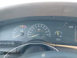 1999 Pontiac Bonneville SE z VIN 1G2HX52KXXH254051, wystawiony jako IAAI lot #41990245 z przebiegiem 213 000 mil mil oraz . Historia ofert i sprzedaży dostępna na DreamBid. Obrazek 7.