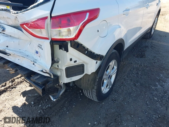 2016 Ford Escape SE with VIN 1FMCU9GX7GUC23546, listed as a IAAI auction lot 41735172 with 35,126 mi miles. Bid and sale history available at carsss.com. Image 18.