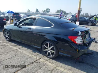 2015 Mercedes-Benz C 250 with VIN WDDGJ4HB7FG390528, listed as a IAAI auction lot 42608653 with 126,314 mi miles and . Bid and sale history available at DreamBid. Image 3.