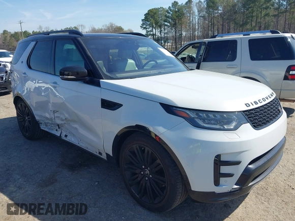 2019 Land Rover Discovery HSE Luxury with VIN SALRT2RK8KA080555, listed as a IAAI auction lot 41833340 with 122,111 mi miles. Bid and sale history available at carsss.com. Image 1.