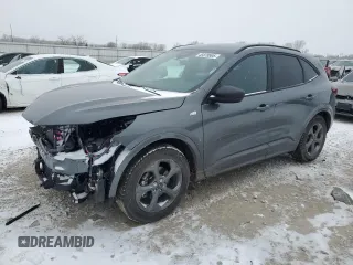 2024 Ford Escape ST-Line with VIN 1FMCU0MN2RUB42813, listed as a Copart auction lot 45878905 with 4,713 mi miles and Salvage Title. Bid and sale history available at carsss.com. Image 1.