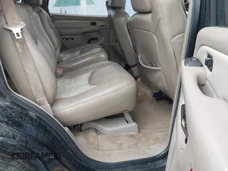 2005 GMC Yukon Denali z VIN 1GKEK63U95J112545, wystawiony jako IAAI lot #42396941 z przebiegiem 288 670 mil mil oraz . Historia ofert i sprzedaży dostępna na DreamBid. Obrazek 8.