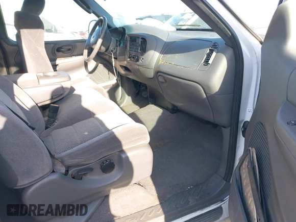 2002 Ford F-150 XL with VIN 1FTRX17292NB12320, listed as a IAAI auction lot 41904506 with 89,191 mi miles. Bid and sale history available at carsss.com. Image 5.