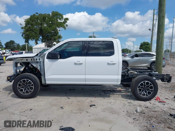 2021 Ford F-150 XL with VIN 1FTEW1EP6MFA68273, listed as a IAAI auction lot 42726285 with 33,989 mi miles and . Bid and sale history available at DreamBid. Image 15.