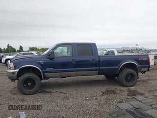 2003 Ford F-350 XL z VIN 1FTSW31PX3EB33845, wystawiony jako IAAI lot #42138067 z przebiegiem 397 266 mil mil oraz . Historia ofert i sprzedaży dostępna na DreamBid. Obrazek 14.