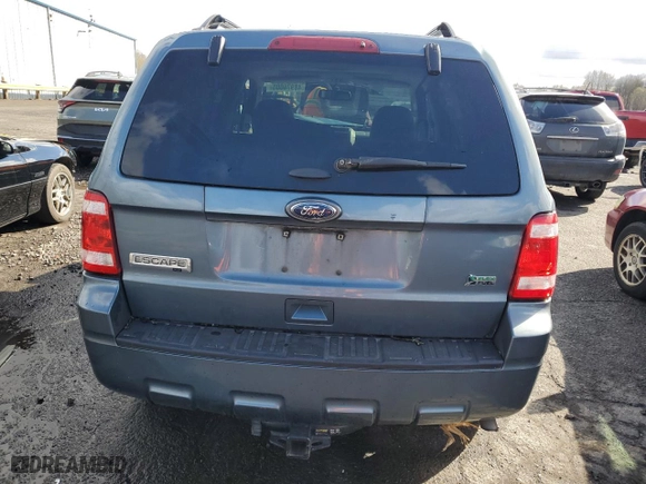 2011 Ford Escape XLT with VIN 1FMCU9DG9BKC30250, listed as a Copart auction lot 48976005 with 40,671 mi miles and Salvage Title. Bid and sale history available at carsss.com. Image 6.