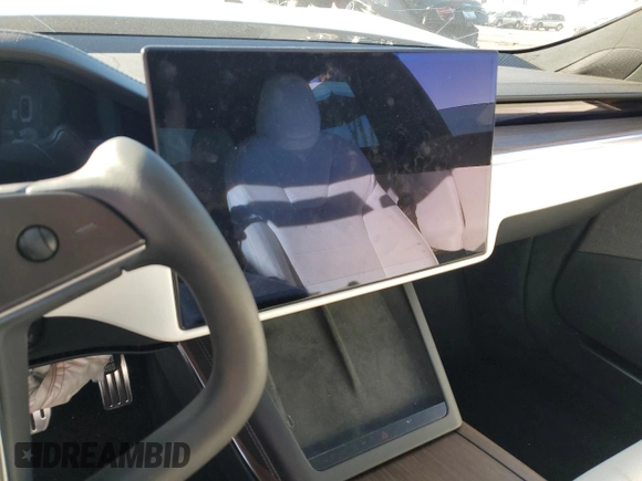 2022 Tesla Model S with VIN 5YJSA1E59NF469984, listed as a Copart auction lot 38543354 with Not provided miles and . Bid and sale history available at DreamBid. Image 9.