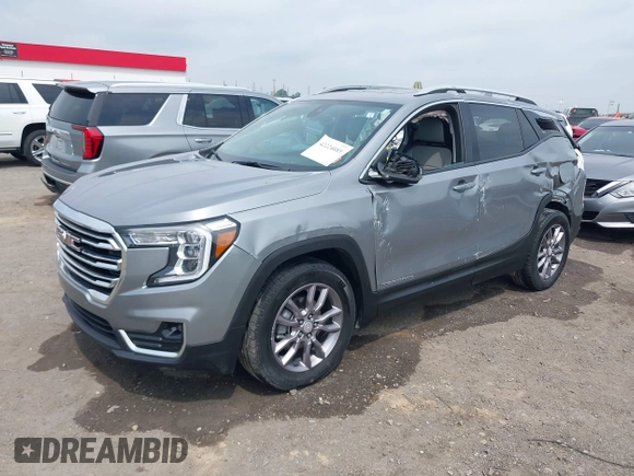 2023 GMC Terrain SLT z VIN 3GKALPEG9PL229000, wystawiony jako IAAI lot #42224089 z przebiegiem 36 557 mil mil oraz . Historia ofert i sprzedaży dostępna na DreamBid. Obrazek 19.