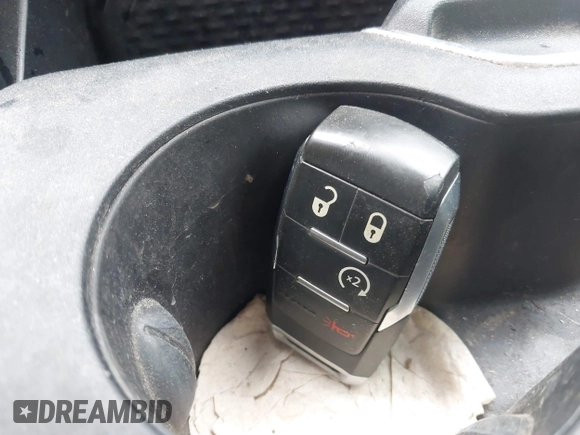 2019 Ram 2500 Big Horn with VIN 3C6UR5DL7KG531128, listed as a IAAI auction lot 42125430 with 159,088 mi miles and . Bid and sale history available at DreamBid. Image 11.