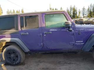 2018 Jeep Wrangler JK Unlimited Sport S with VIN 1C4BJWDGXJL836446, listed as a IAAI auction lot 41371062 with 67,112 mi miles. Bid and sale history available at carsss.com. Image 13.