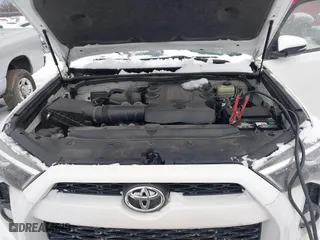 2019 Toyota 4Runner SR5 with VIN JTEBU5JRXK5680109, listed as a IAAI auction lot 41235305 with 91,470 mi miles. Bid and sale history available at carsss.com. Image 10.