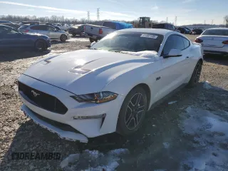 2019 Ford Mustang GT z VIN 1FA6P8CF2K5105624, wystawiony jako Copart lot #41497195 z przebiegiem 84 984 mil mil oraz Szkody całkowita. Historia ofert i sprzedaży dostępna na DreamBid. Obrazek 1.