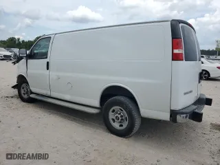 2017 GMC Savana Cargo Van with VIN 1GTW7AFF7H1904084, listed as a Copart auction lot 67357994 with 184,983 mi miles and Salvage Title. Bid and sale history available at carsss.com. Image 2.