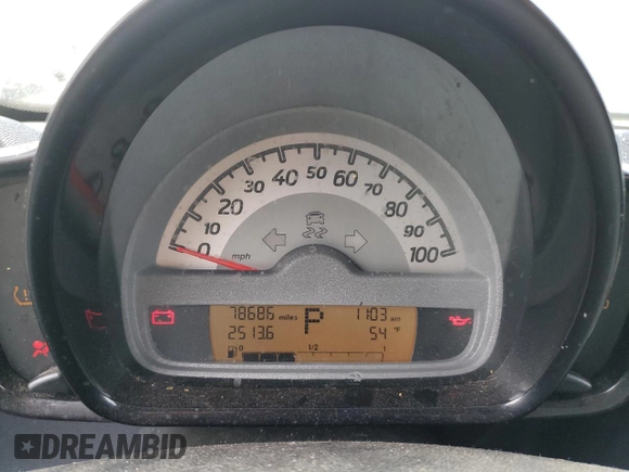 2012 Smart fortwo Pure z VIN WMEEJ3BA2CK571073, wystawiony jako Copart lot #51215135 z przebiegiem 78 686 mil mil oraz Szkoda całkowita • Salvage title. Historia ofert i sprzedaży dostępna na DreamBid. Obrazek 9.
