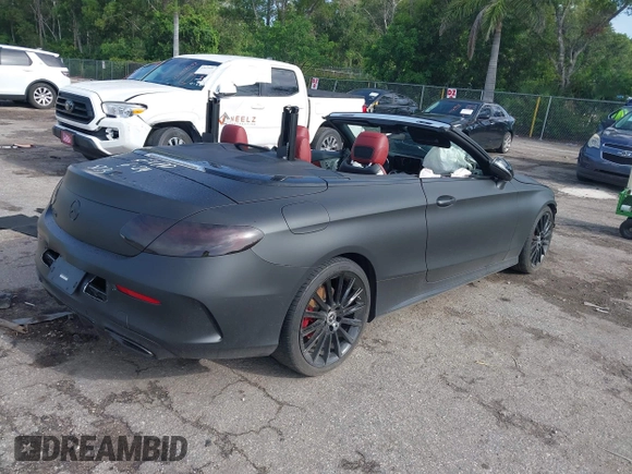 2020 Mercedes-Benz C 300 with VIN W1KWK8DB3LF998134, listed as a IAAI auction lot 42618261 with Not provided miles and . Bid and sale history available at DreamBid. Image 4.