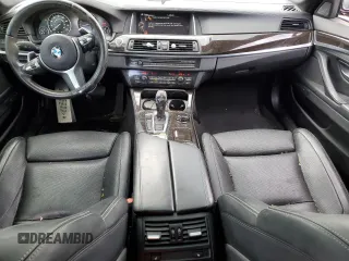 2015 BMW 5 Series 550i xDrive с VIN WBAKP9C54FD980038, выставлен на аукционе Copart как лот 56051025 с пробегом 83 889 миль миль и Списание • Salvage title. История ставок и продаж доступна на DreamBid. Изображение 8.