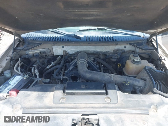 2007 Ford Expedition XLT with VIN 1FMFU16547LA98008, listed as a IAAI auction lot 42632852 with 206,968 mi miles and . Bid and sale history available at DreamBid. Image 10.