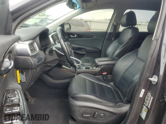 2016 Kia Sorento EX with VIN 5XYPH4A14GG015269, listed as a Copart auction lot 61449925 with 250,605 mi miles and Salvage title. Bid and sale history available at DreamBid. Image 7.