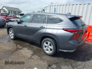 2023 Toyota Highlander L z VIN 5TDKDRAH0PS004630, wystawiony jako IAAI lot #42071940 z przebiegiem 34 441 mil mil oraz . Historia ofert i sprzedaży dostępna na DreamBid. Obrazek 3.