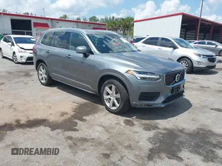 2020 Volvo XC90 Momentum z VIN YV4A221K9L1620562, wystawiony jako IAAI lot #42186536 z przebiegiem 173 383 mil mil oraz . Historia ofert i sprzedaży dostępna na DreamBid. Obrazek 1.