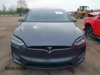 2019 Tesla Model X 75D with VIN 5YJXCDE24KF152150, listed as a IAAI auction lot 42015311 with 1 mi miles. Bid and sale history available at carsss.com. Image 12.