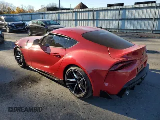 2022 Toyota GR Supra 3.0 with VIN WZ1DB0C05NW048364, listed as a Copart auction lot 77548544 with 0 mi miles and Salvage Title. Bid and sale history available at carsss.com. Image 2.