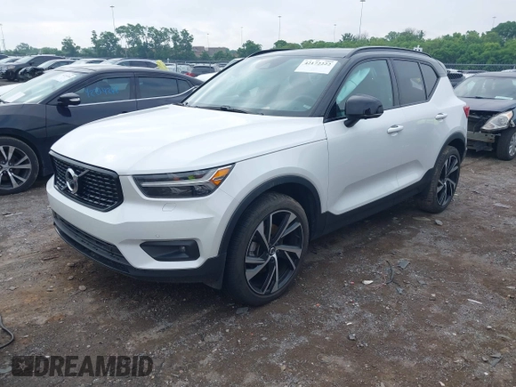 2022 Volvo XC40 R-Design с VIN YV4162UM0N2648040, выставлен на аукционе IAAI как лот 42172222 с пробегом 19 911 миль миль и . История ставок и продаж доступна на DreamBid. Изображение 16.