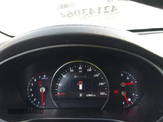 2017 Kia Sorento LX with VIN 5XYPG4A35HG205801, listed as a IAAI auction lot 42143064 with 129,647 mi miles. Bid and sale history available at carsss.com. Image 7.